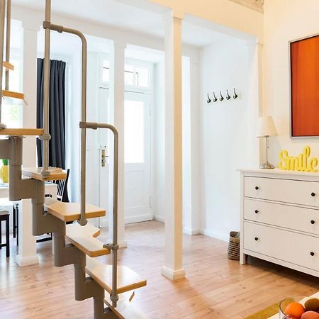 Spacious Loft Style Apartment In Berlin Willmersdorf Exterior foto